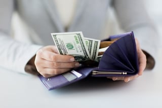 woman paying through bankruptcy cramdown