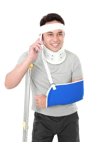 Injured_man_on_phone