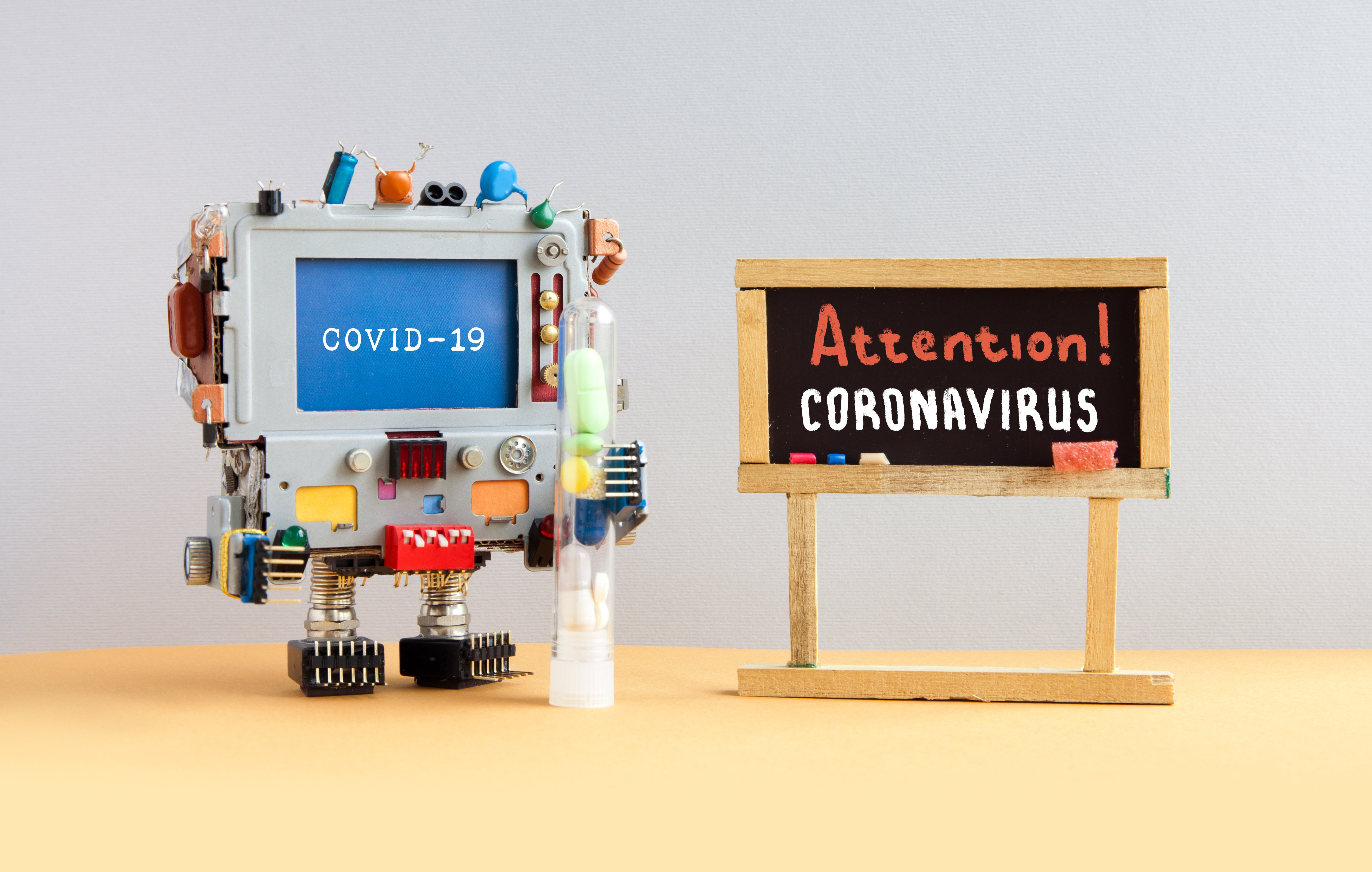 attention-coronavirus-covid-19-URP6JVB