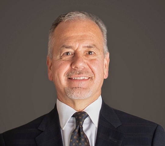 christopher-heyer-headshot-541-478