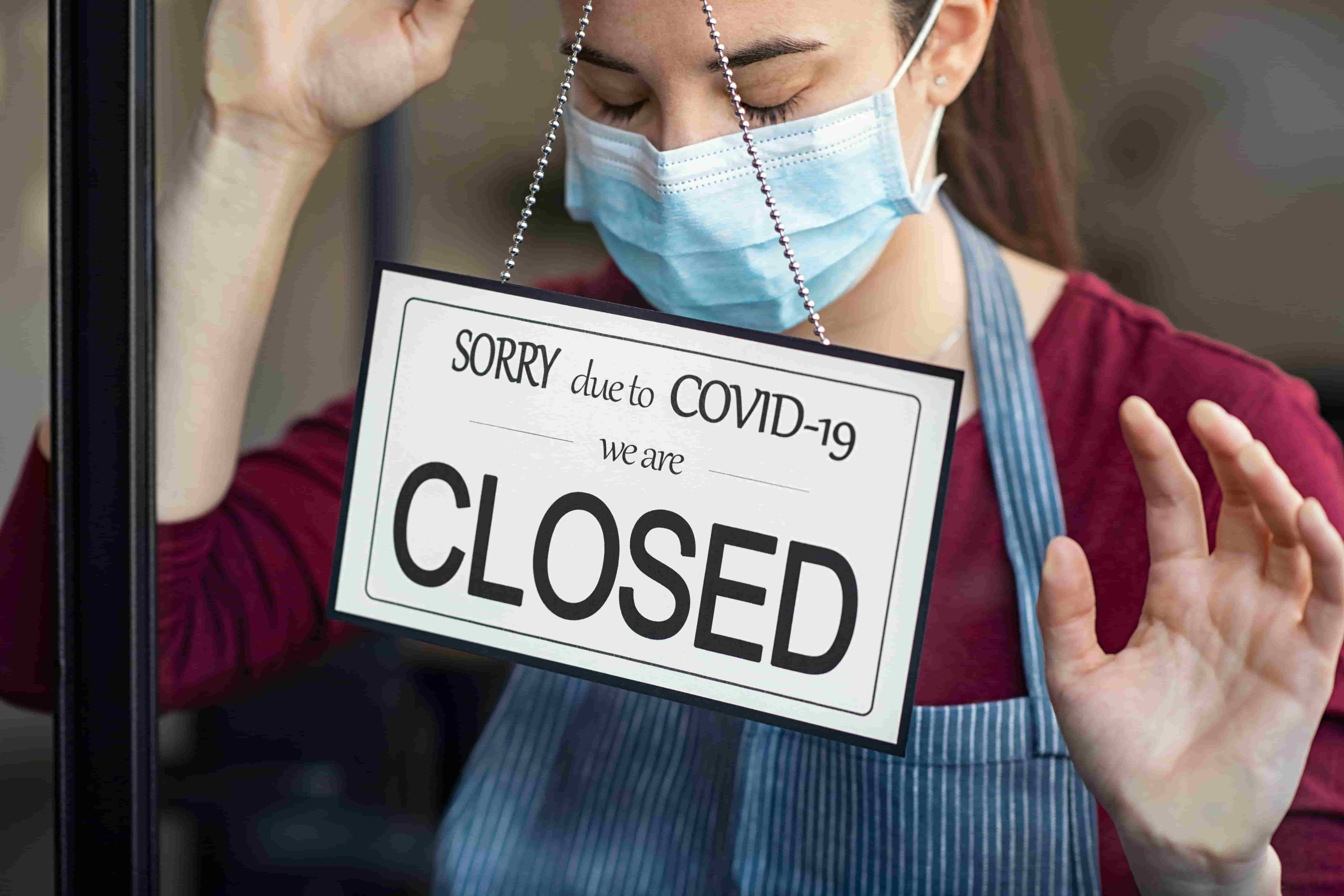 business-covid19-closed-sign