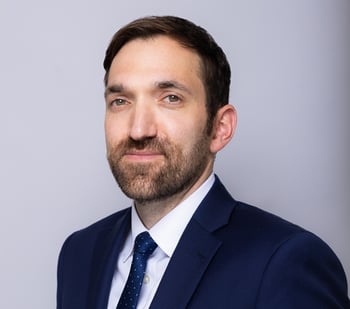 maksim-reznik-541-478